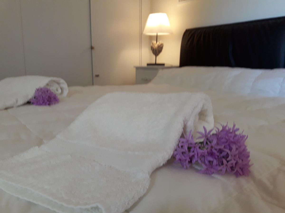 La Rocca Di Montalbino Apartment มอนเตสแปร์โตลิ ภายนอก รูปภาพ