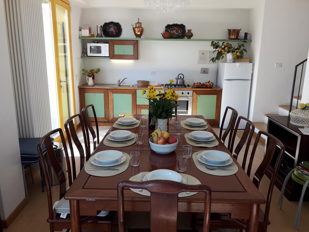 La Rocca Di Montalbino Apartment มอนเตสแปร์โตลิ ภายนอก รูปภาพ