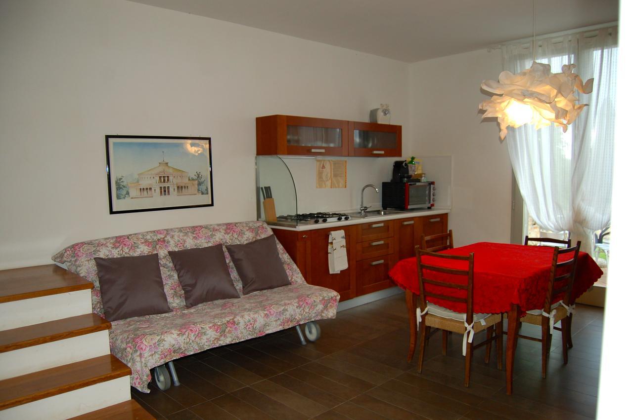 La Rocca Di Montalbino Apartment มอนเตสแปร์โตลิ ภายนอก รูปภาพ